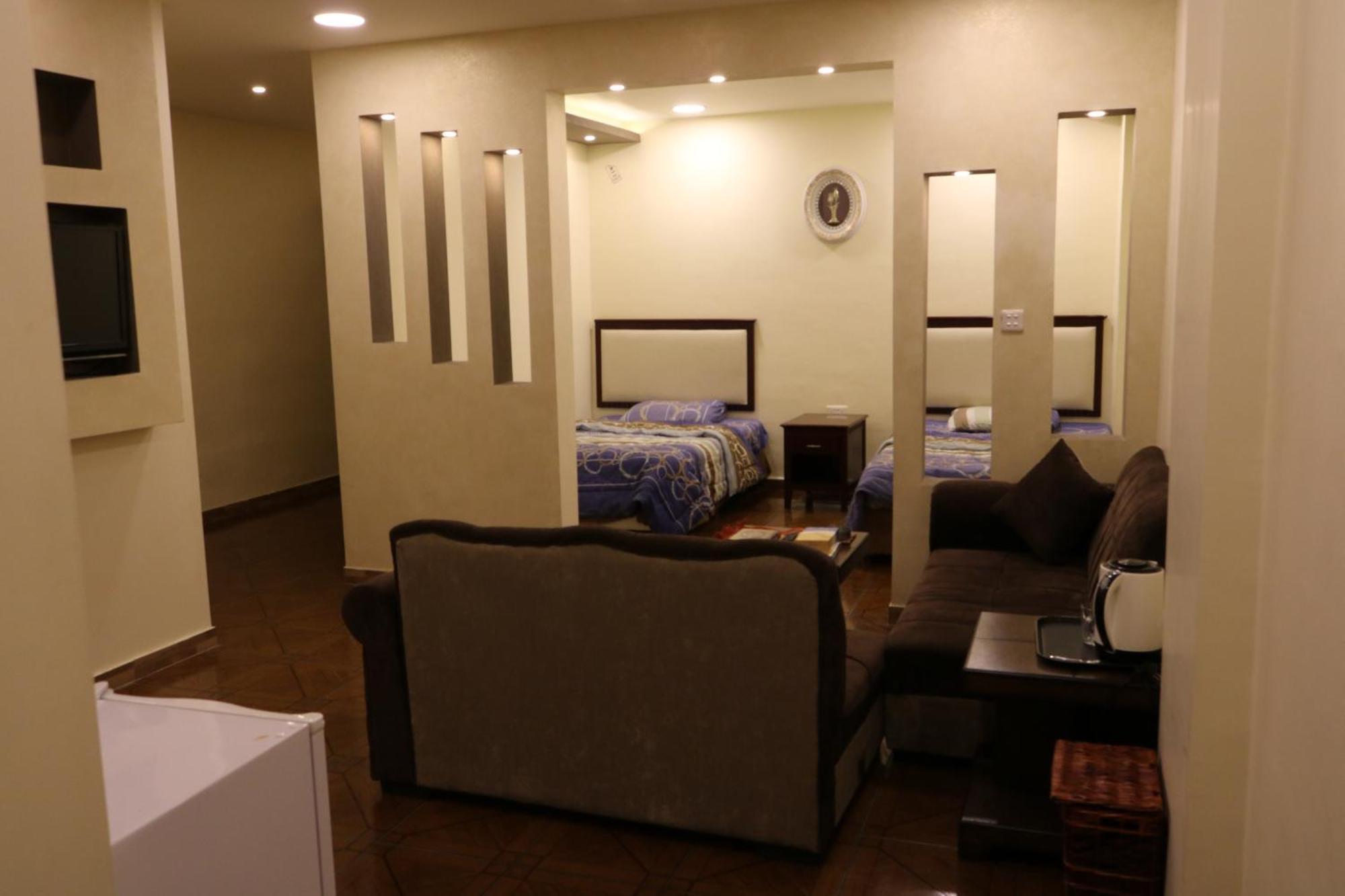 Al Riyati Hotel Apartments Άκαμπα Δωμάτιο φωτογραφία