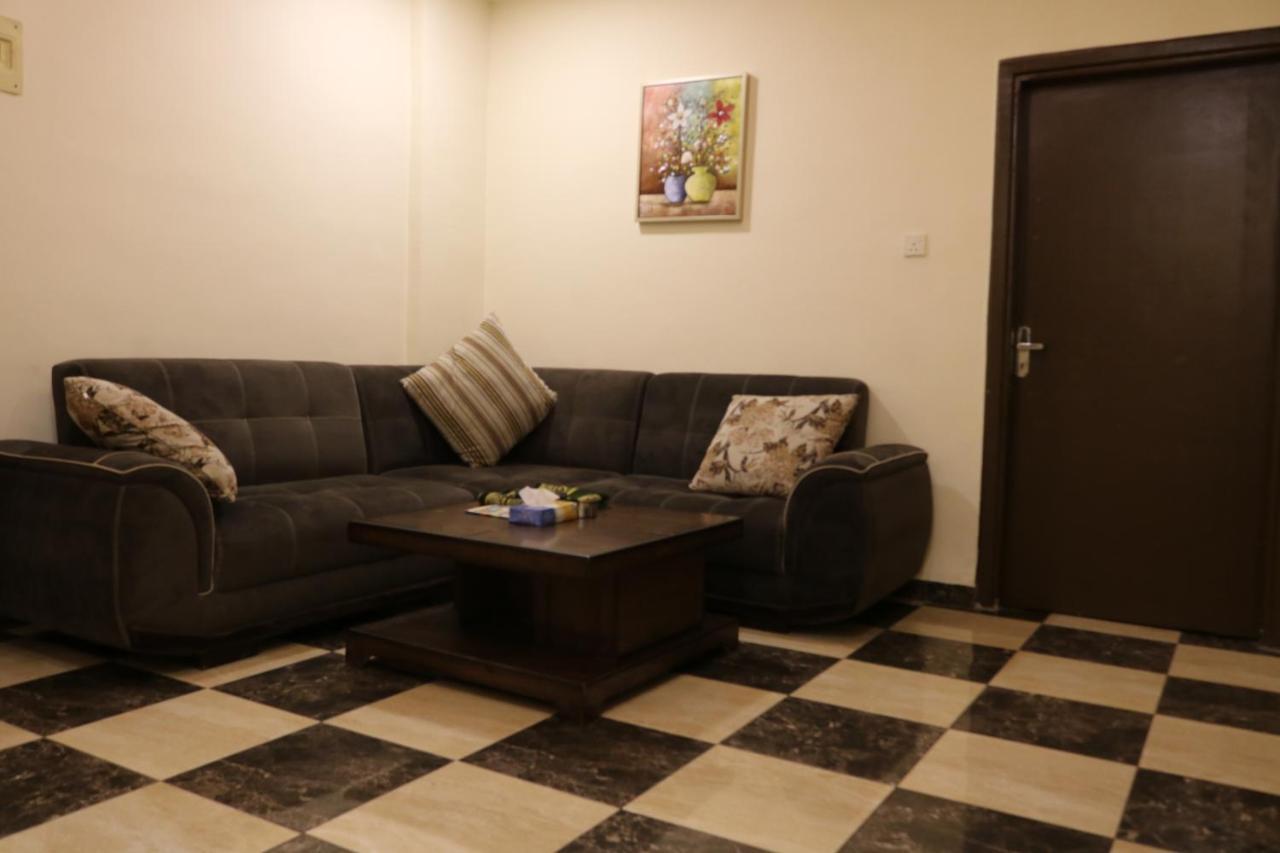 Al Riyati Hotel Apartments Άκαμπα Δωμάτιο φωτογραφία